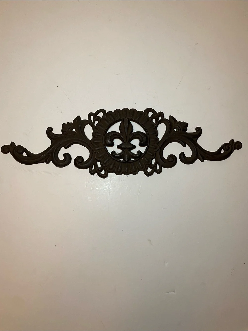 Decorative Fleur-de-Lis Metal Wall Accent in Dark Brown/Black 18 inches